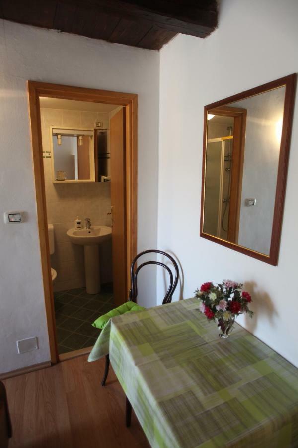 Accommodation Lily Vrana  Экстерьер фото